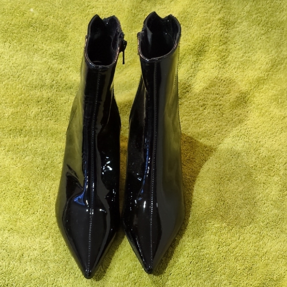 SFW Elegant Black Patent Ankle Booties. Made In Italy